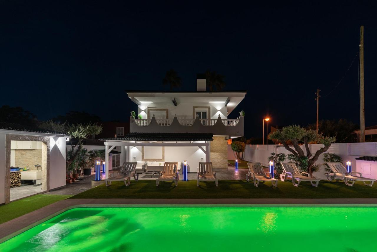 Dream House Villa บูร์เรียนา ภายนอก รูปภาพ