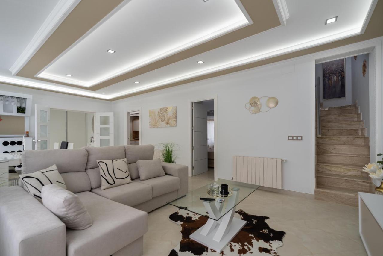 Dream House Villa บูร์เรียนา ภายนอก รูปภาพ